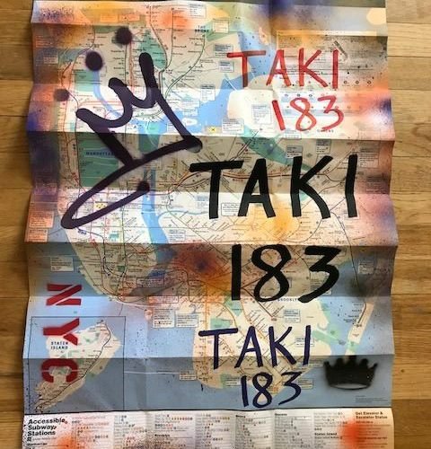 TAKI 183 alla Ischia Street Art con le mappe della metropolitana di New York
