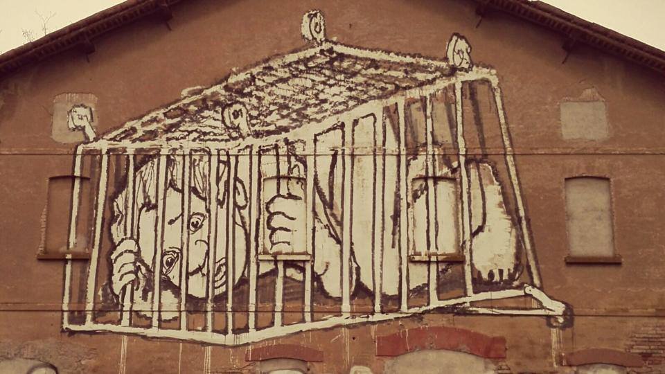 L’opera (donata) “Il bambino nel carrello” contro la cementificazione: intervista a Collettivo FX