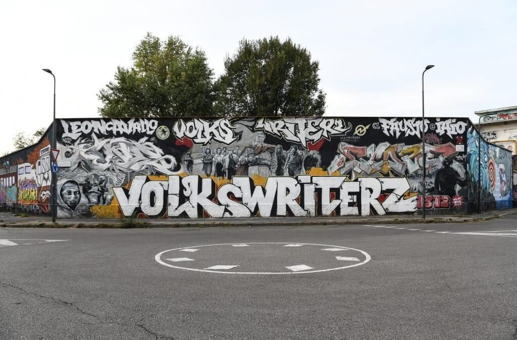 La lettera aperta degli artisti per il Leoncavallo: “Difendiamo un patrimonio di tutti e tutte”